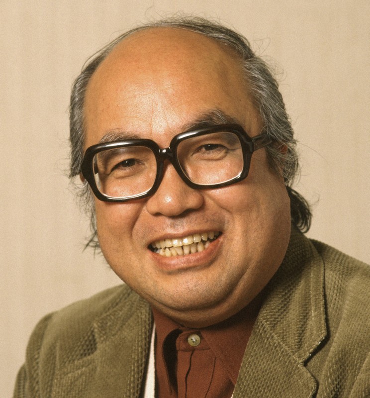 鈴木健二（白組司会）