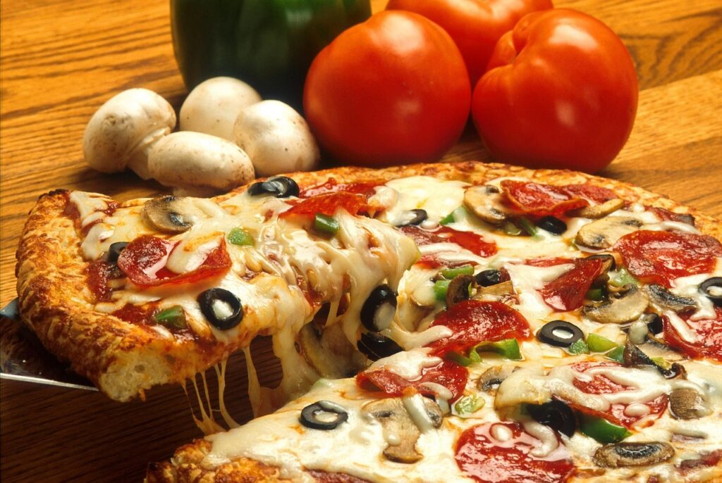 デリバリーピザ人気チェーン店ランキング 1番おすすめはどこ 美味しくて安いのは 育児パパの手探り奮闘記