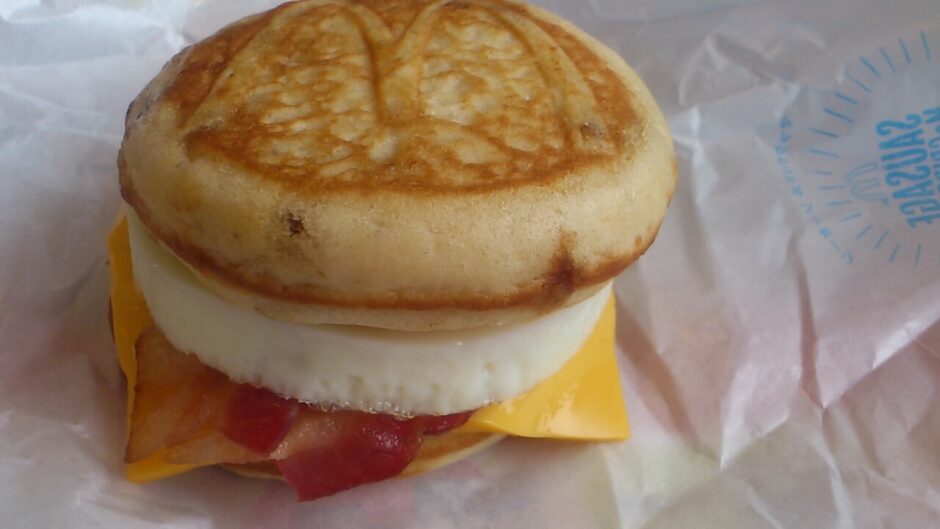 店員が選ぶマクドナルド朝マック人気ランキング！一番美味しいとおすすめのメニューはどれ！ LIFE